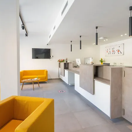 Ξενοδοχείο Horizon 4*