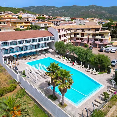 Hotel Horizon Badesi